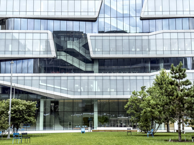 Henry R. Kravis Hall, building exterior, Columbia University Business School, Columbia University, Manhattanville Campus, 665 West 130th Street, West Harlem, Manhattan, New York City, New York, USA
