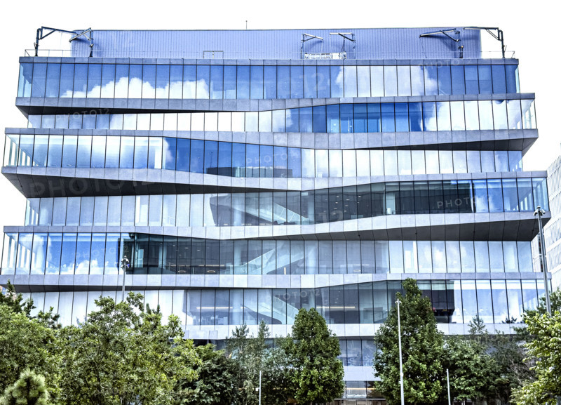 Henry R. Kravis Hall, building exterior, Columbia University Business School, Columbia University, Manhattanville Campus, 665 West 130th Street, West Harlem, Manhattan, New York City, New York, USA