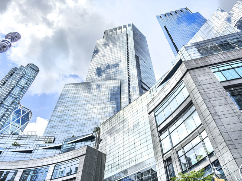 Deutsche Bank Center, building exterior to the left, Mandarin Oriental Hotel, building exterior to the right, The Shops at Columbus Circle in foreground, Manhattan, New York City, New York, USA