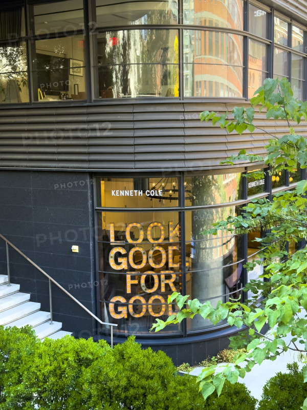 Kenneth Cole Gallery, building exterior, 511 West 21st Street, Manhattan, New York City, New York, USA