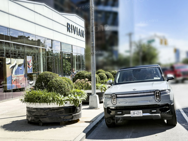 Rivian electric SUV and showroom exterior, 461 West 14th Street, Meatpacking District, Manhattan, New York City, New York, USA