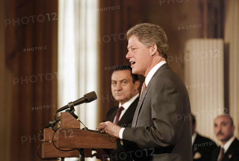 U.S. President Bill Clinton and Egyptian President Hosni Mubarak holding joint press conference in the East Room of the White House, Washington, D.C., USA, Barbara Kinney, White House Photographer, April 6, 1993