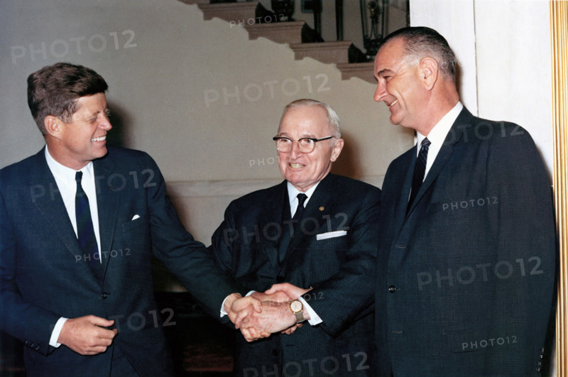 U.S. President John F. Kennedy shaking hands with former U.S. President Harry S. Truman and U.S. Vice President Lyndon B. Johnson, Entrance Hall, White House, Washington, D.C., USA, Robert Knudsen, White House Photographs, January 20, 1962