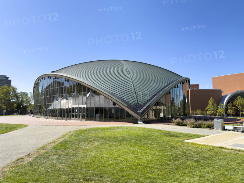 Kresge Auditorium, building exterior, Massachusetts Institute of Technology, MIT Building W16, 48 Massachusetts Avenue, Cambridge, Massachusetts, USA