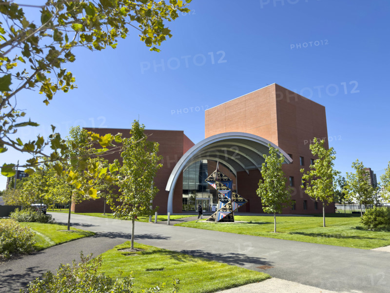 Edward and Joyce Linde Music Building, building exterior, Massachusetts Institute of Technology, 201 Amherst Street, Cambridge, Massachusetts, USA