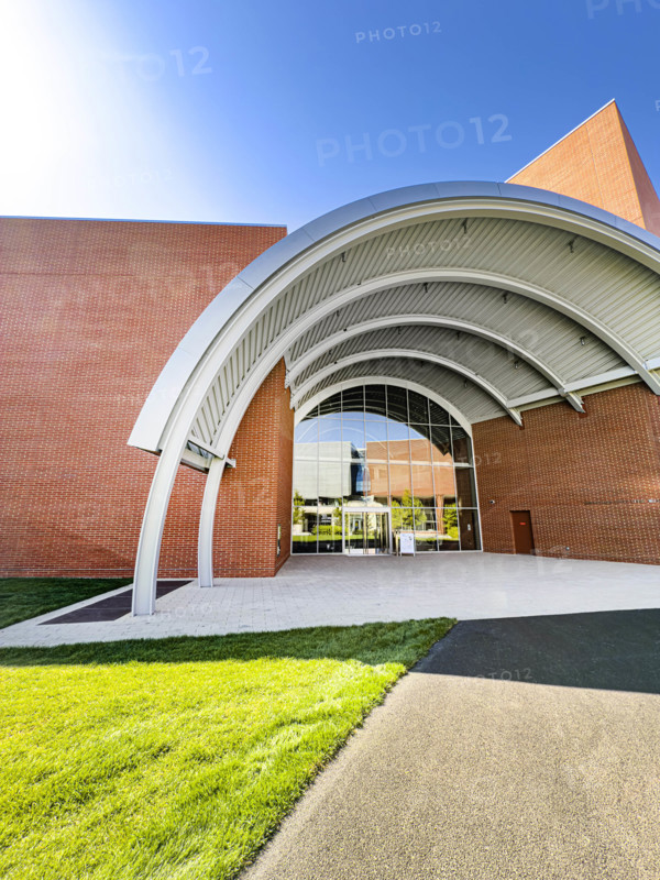 Edward and Joyce Linde Music Building, building exterior, Massachusetts Institute of Technology, 201 Amherst Street, Cambridge, Massachusetts, USA