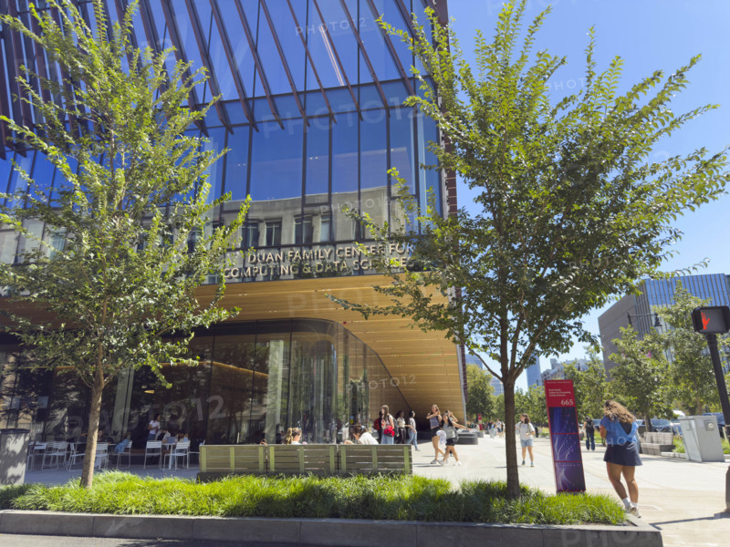 Duan Family Center for Computing & Data Sciences, Boston University, campus scene with students,  665 Commonwealth Avenue, Boston, Massachusetts, USA