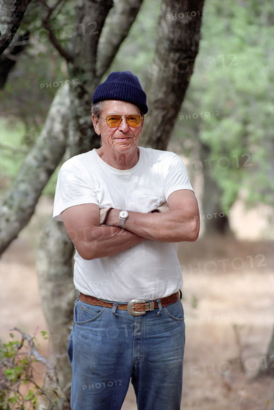 U.S. President Ronald Reagan in casual clothes at Rancho del Cielo, Santa Barbara, California, USA, President Ronald Reagan White House Photographic Office, August 10, 1984