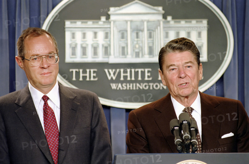 U.S. President Ronald Reagan announcing the nomination of Judge Anthony Kennedy as Associate Justice of The United States Supreme Court, White House Press Room, Washington, D.C., USA, President Ronald Reagan White House Photographic Office, November 11, 1987