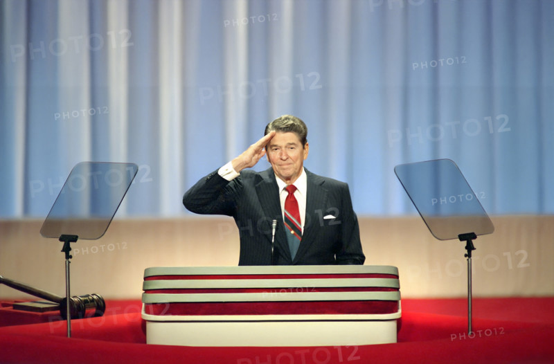 U.S. President Ronald Reagan saluting the crowd during 1988 Republican National Convention,  Superdome, New Orleans, Louisiana, USA, President Ronald Reagan White House Photographic Office, August 15, 1988
