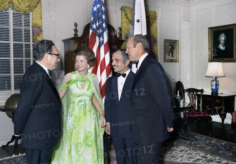 U.S. Vice President Gerald R, Ford, U.S. Second Lady Betty Ford, U.S. Secretary of State Henry Kissinger and King Hussein of Jordan converse at state dinner, White House, Washington, D.C., USA, Gerald R. Ford White House Photographs, March 12, 1974