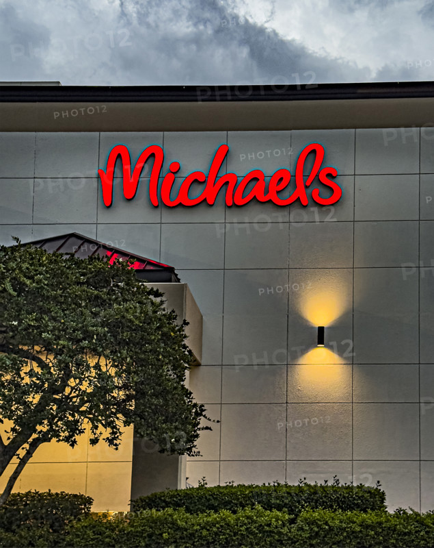 Michaels arts and crafts retail store, building exterior, Boca Raton, Florida, USA
