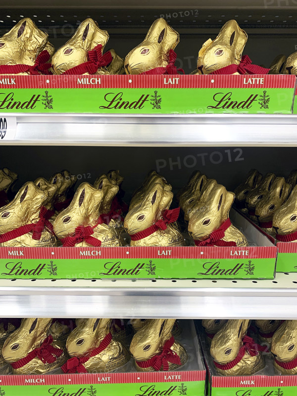 Lindt chocolate Easter bunnies displayed in store