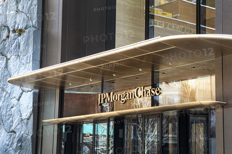 JPMorgan Chase office building, building exterior detail, Madison Avenue entrance, Manhattan, New York City, New York, USA