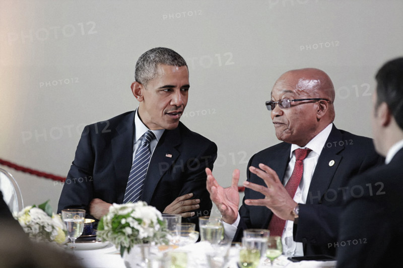 U.S. President Barack Obama talking with President Jacob Zuma of South Africa during lunch hosted by President François Hollande of France during United Nations Framework Convention on Climate Change (COP21), Parc des Expositions du Bourget, Le Bourget, Paris, France, Pete Souza, Office of White House Photography, November 30, 2015