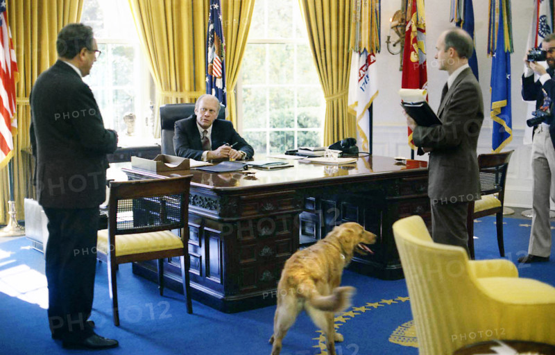 U.S. President Gerald Ford conferring with U.S. Secretary of State Henry Kissinger and U.S. National Security Advisor Brent Scowcroft in White House Oval Office, Washington, D.C., USA, Gerald R. Ford White House Photographs, October 8, 1974