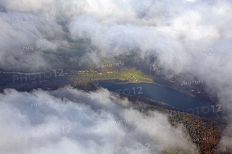 The lake of Chambly, Jura