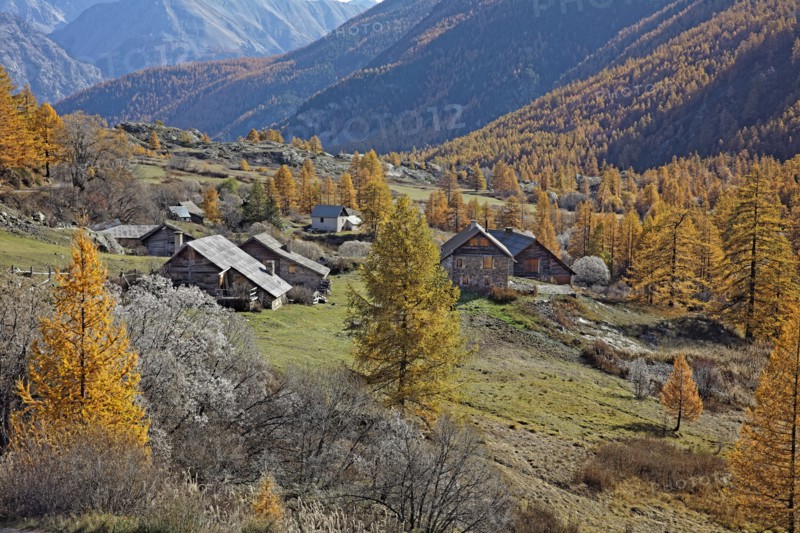 Névache en automne, Vallée de la Clarée, Hautes-Alpes