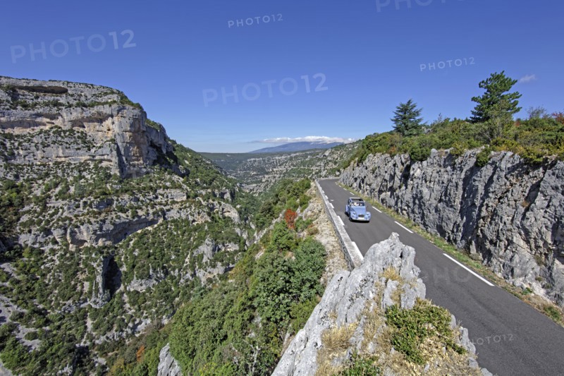 Monieux, Gorges de la Nesque, Vaucluse