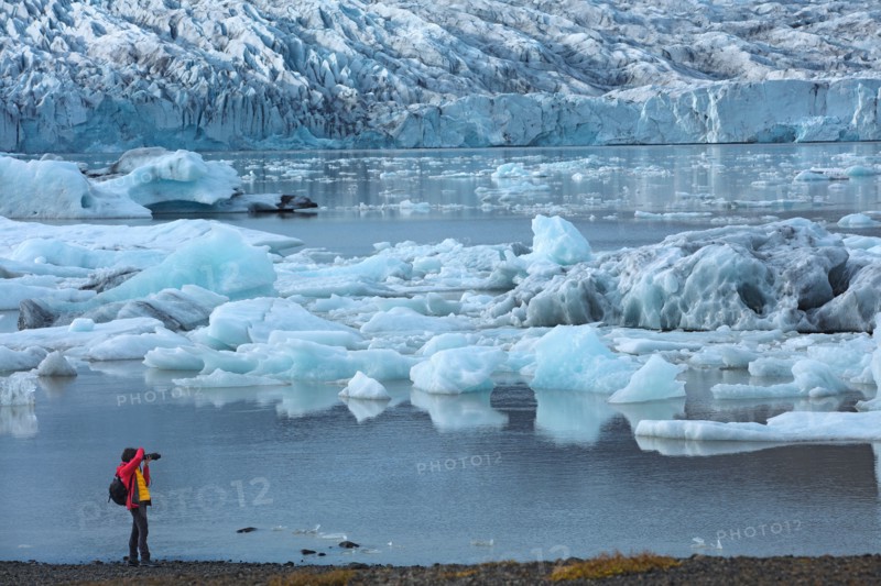 Islande, le glacier Breiðamerkurjökull et la lagune de Jökulsárlón