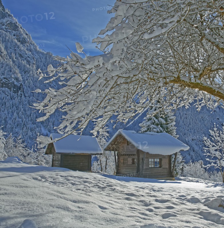 Chalets sous la neige, Haute-Savoie
