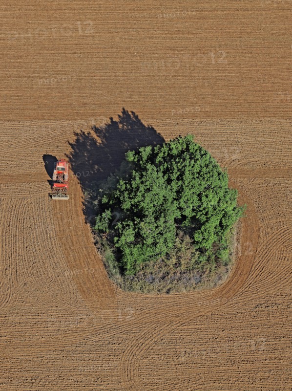 Farming scene with tractor, Oise, France
