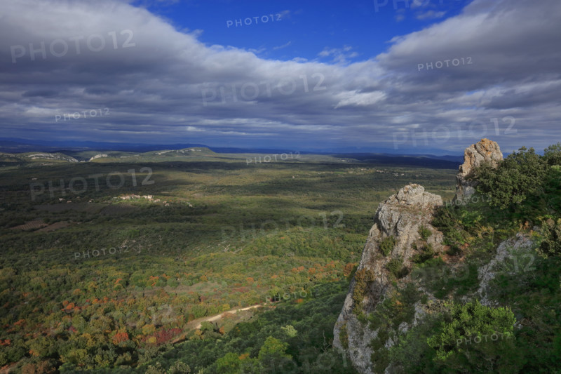 Paysage gardois du massif du Mont Bouquet