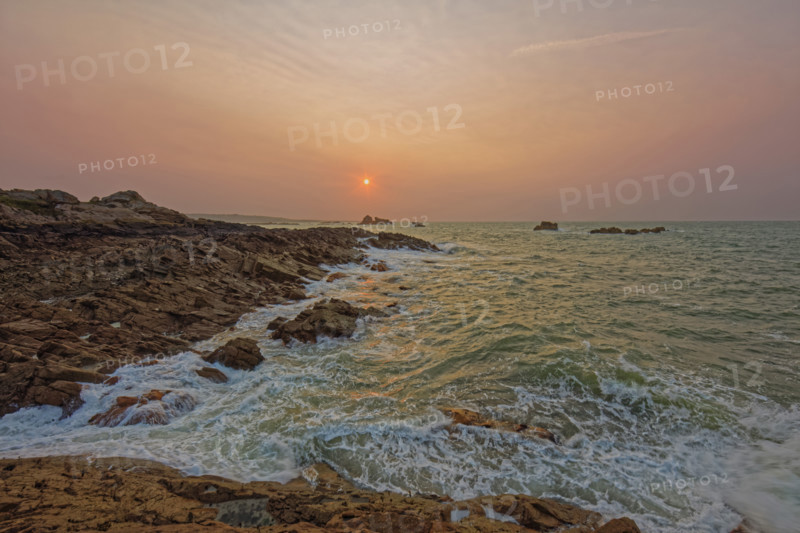 Sunset over the Pointe de Jardeheu