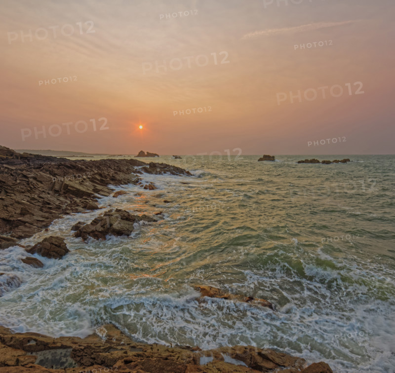 Sunset over the Pointe de Jardeheu