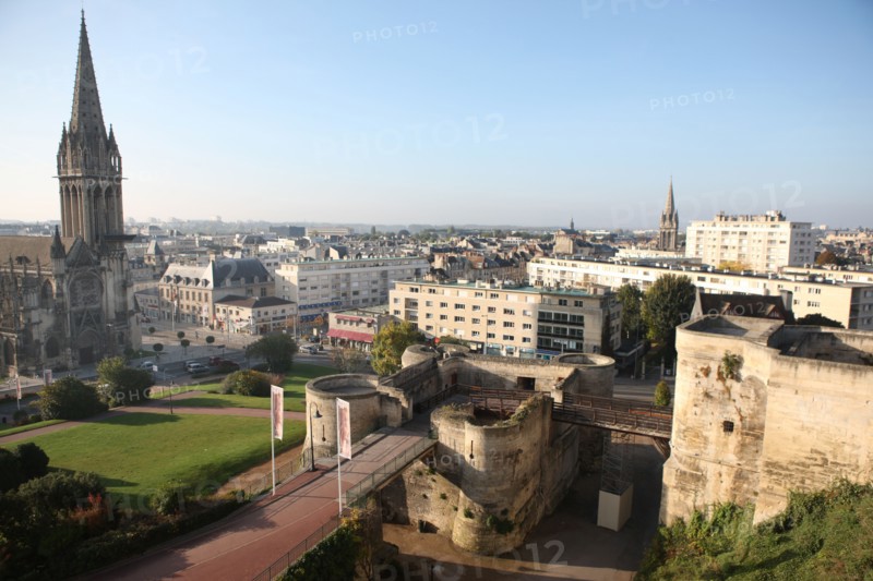 France, Normandie, calvados, caen, chateau, remparts, eglise saint pierre, centre ville,