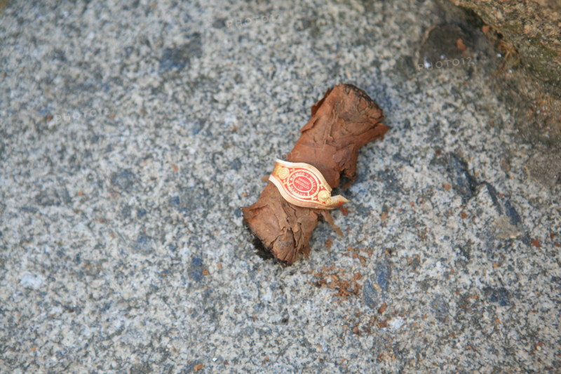France, megot de cigare, pollution, tabagisme, dechets,
