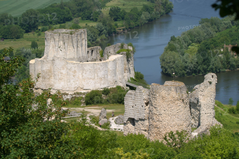 France, Haute Normandie, vallee de la Seine, eure, les andelys, chateau gaillard, vestige, richard coeur de lion, vue sur le village des andelys et la boucle de la Seine,