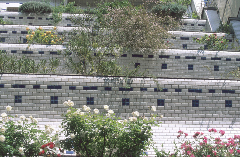 France, building