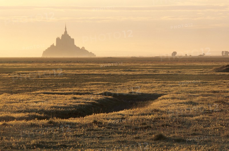France, Mont-Saint-Michel Bay