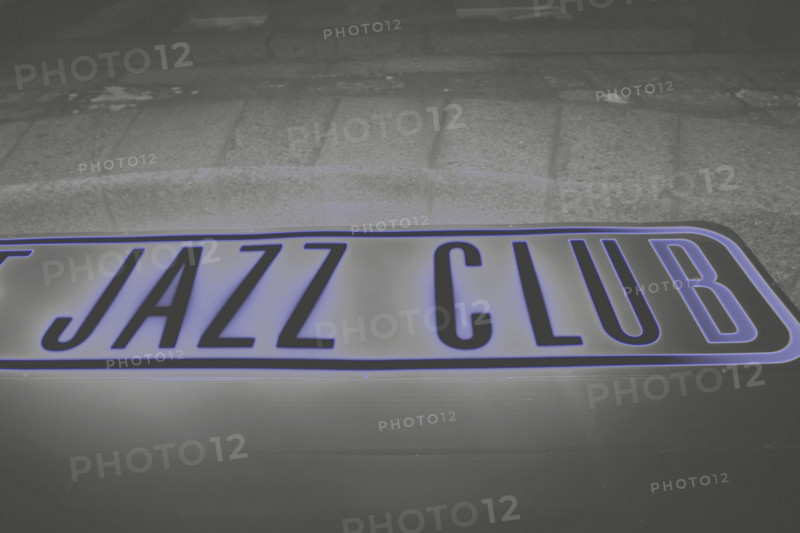 France, Basse Normandie, Manche, Cotentin, coutances, festival jazz sous les pommiers, mai 2006, caves des unelles, neon jazz club,