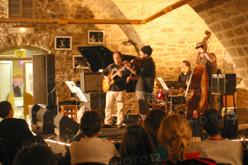 France, Basse Normandie, Manche, Cotentin, coutances, festival jazz sous les pommiers, mai 2006, caves des unelles, jazz club,