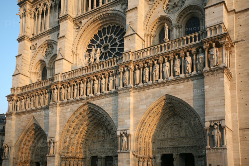 France, Paris 4e, ile de la cite, cathedrale Notre-Dame de Paris, art gothique et neo gothique, galerie des rois de juda, porctail,