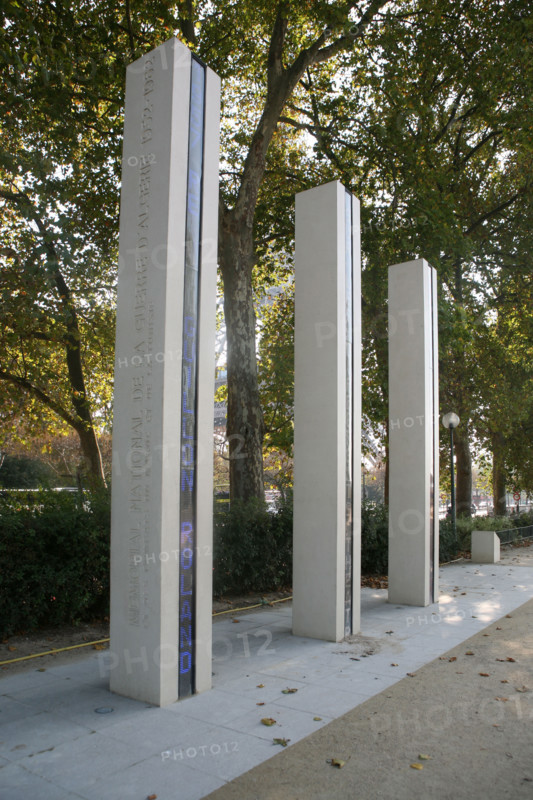 France, paris 7e, quai branly - memorial de la guerre d'algerie
Artiste : Gerard Collin-Thiebaut
