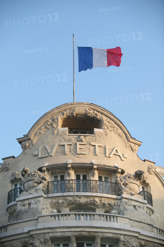 France, Paris 7e, hotel Lutetia, palace, fronton, boulevard raspail,