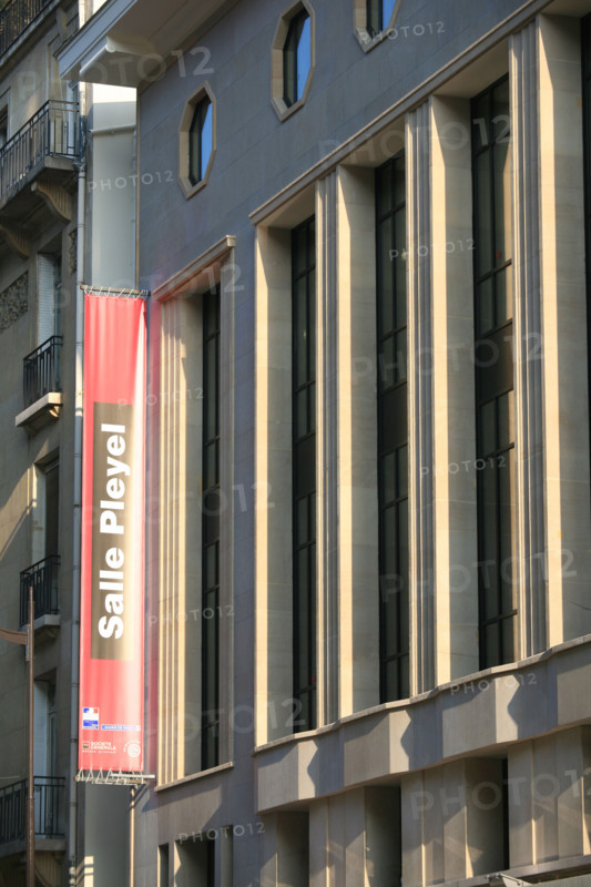 France, Paris 8e, facade, salle pleyel, 
252 rue du fbg saint honore, salle de spectacle, musique,