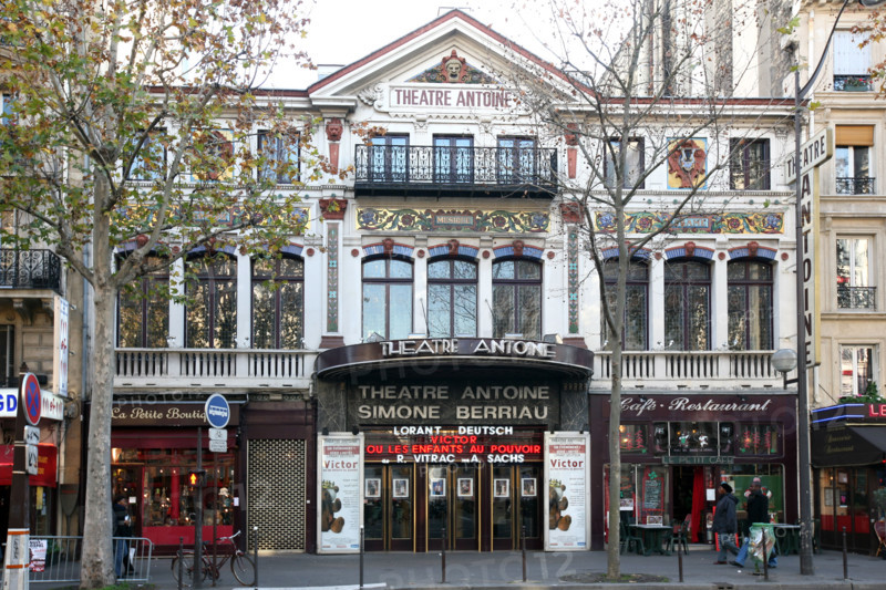 France, facade