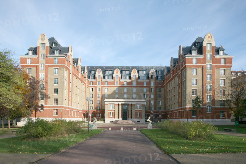 France, Paris 14e, boulevard jourdan, cite internationale, 
maison des provinces de France,