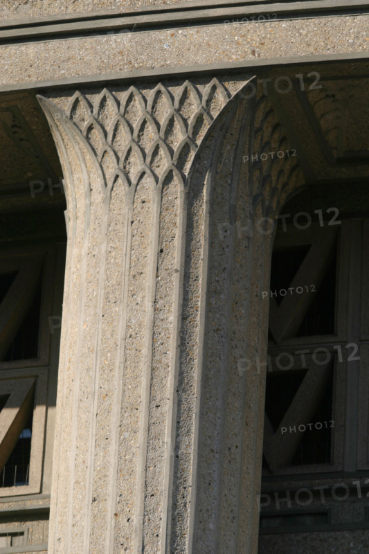 France, Paris 16e, conseil economique et social, avenue d'iena
ancien musee des travaux publics, architecte auguste perret, beton,