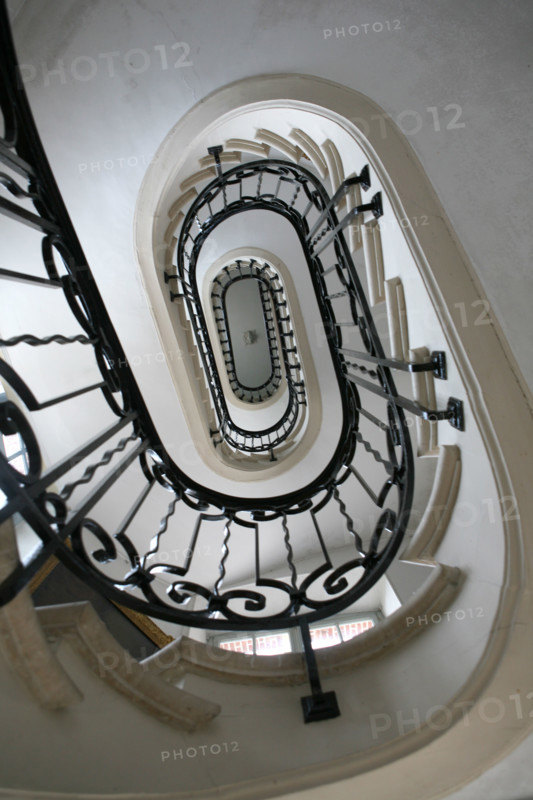 France, Normandie, Seine Maritime, pays de Caux maritime, cany barville, chateau de cany, escalier, rampe, fer forge,