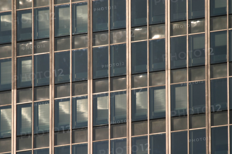 France, hauts de Seine, la defense, tours, immeubles, gratte ciel, fenetres, verre, immeuble de bureaux,