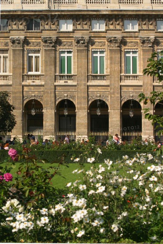 France, Paris 1e, palais royal, jardins, pavillons, immeubles de rapport,