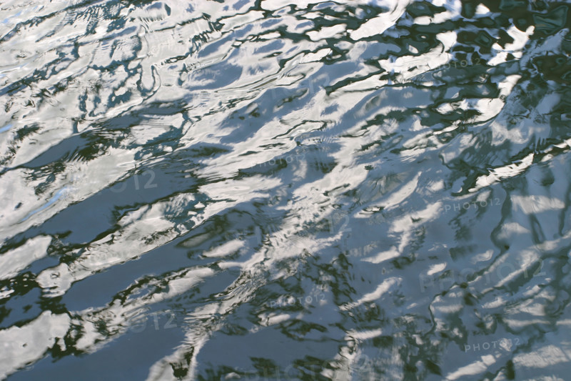 France, waves and reflections on the seine