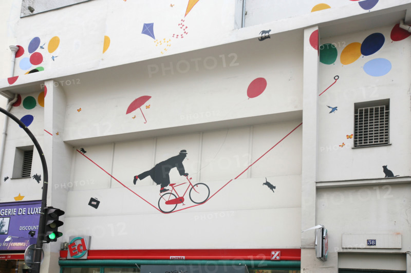 France, Paris 20e, rue de menilmontant, mur peint