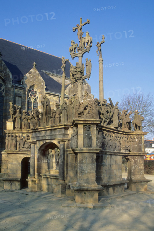 France, parish closes tour