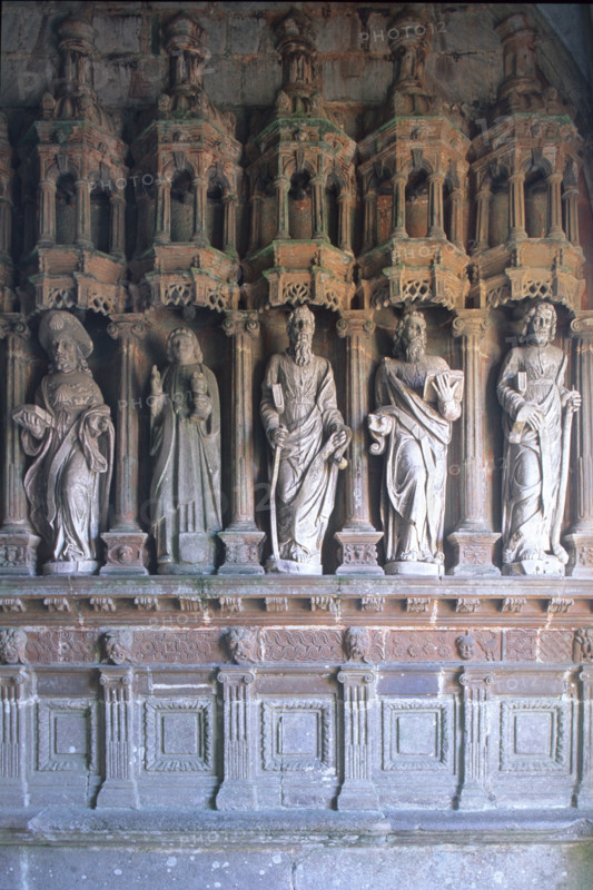 France, parish closes tour